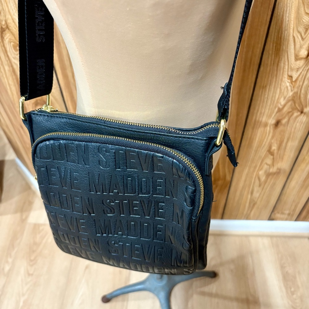 STEVE MADDEN - NWOT Black Crossbody Bag - Picture 7 of 14